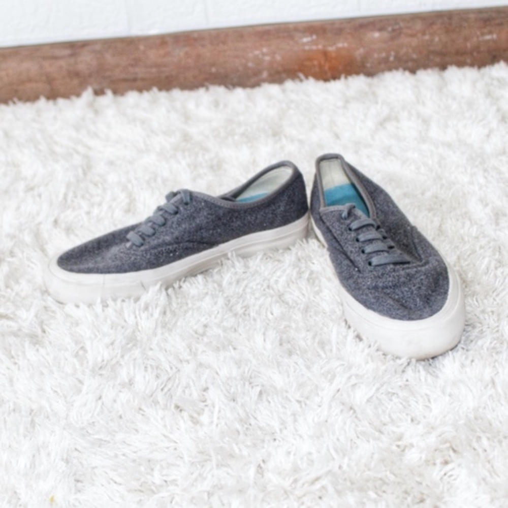 Seavees by J.Crew wool gray sneakers size 6 - Picture 6 of 9